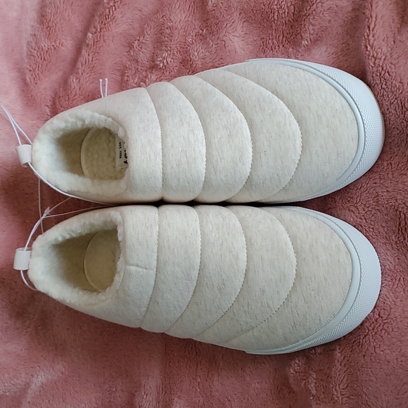 Hurley Women's Arlo Puff Natural Sherpa Shoes - Picture 2 of 9